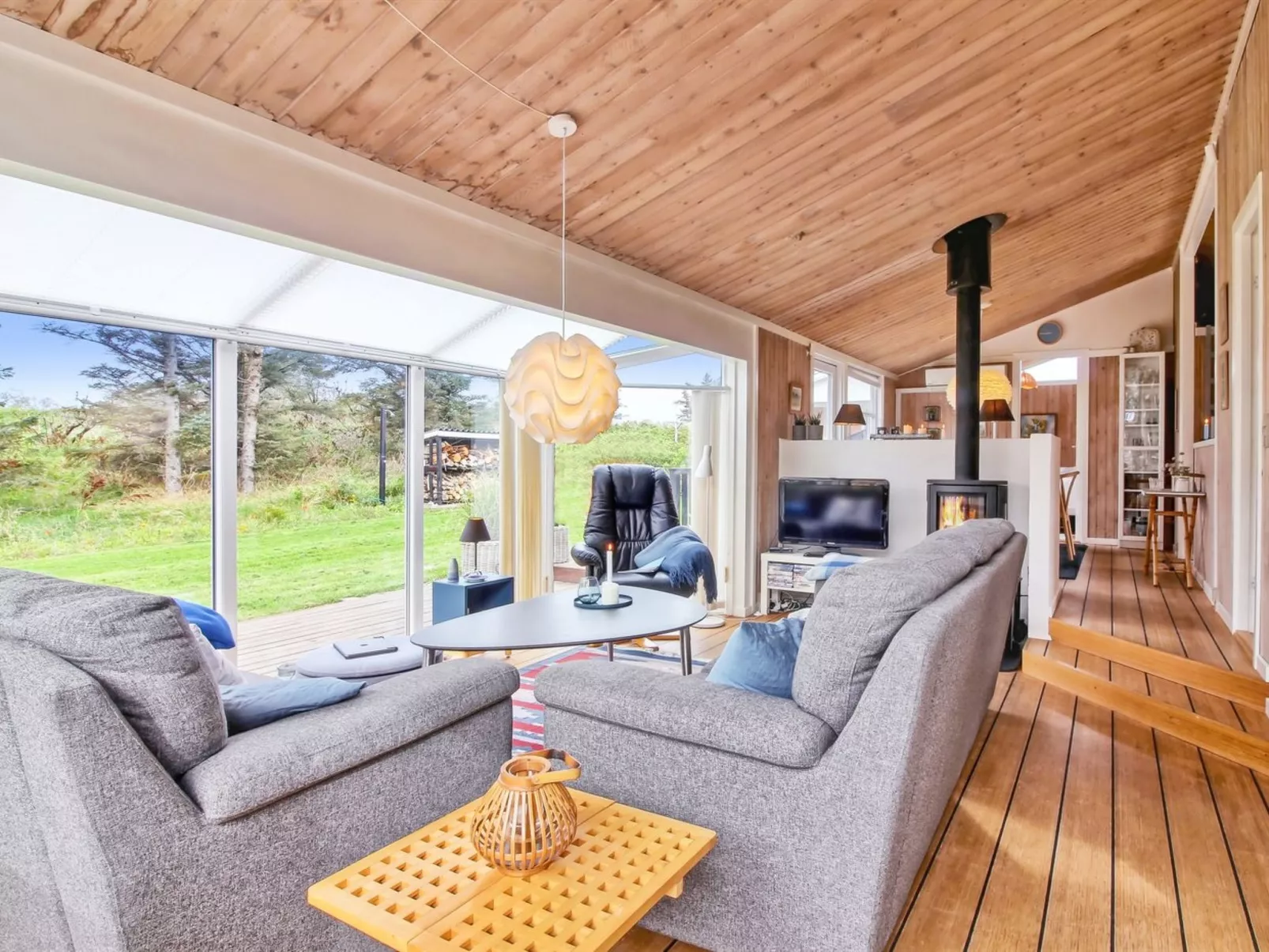 "Amelia" - 350m from the sea-Binnen