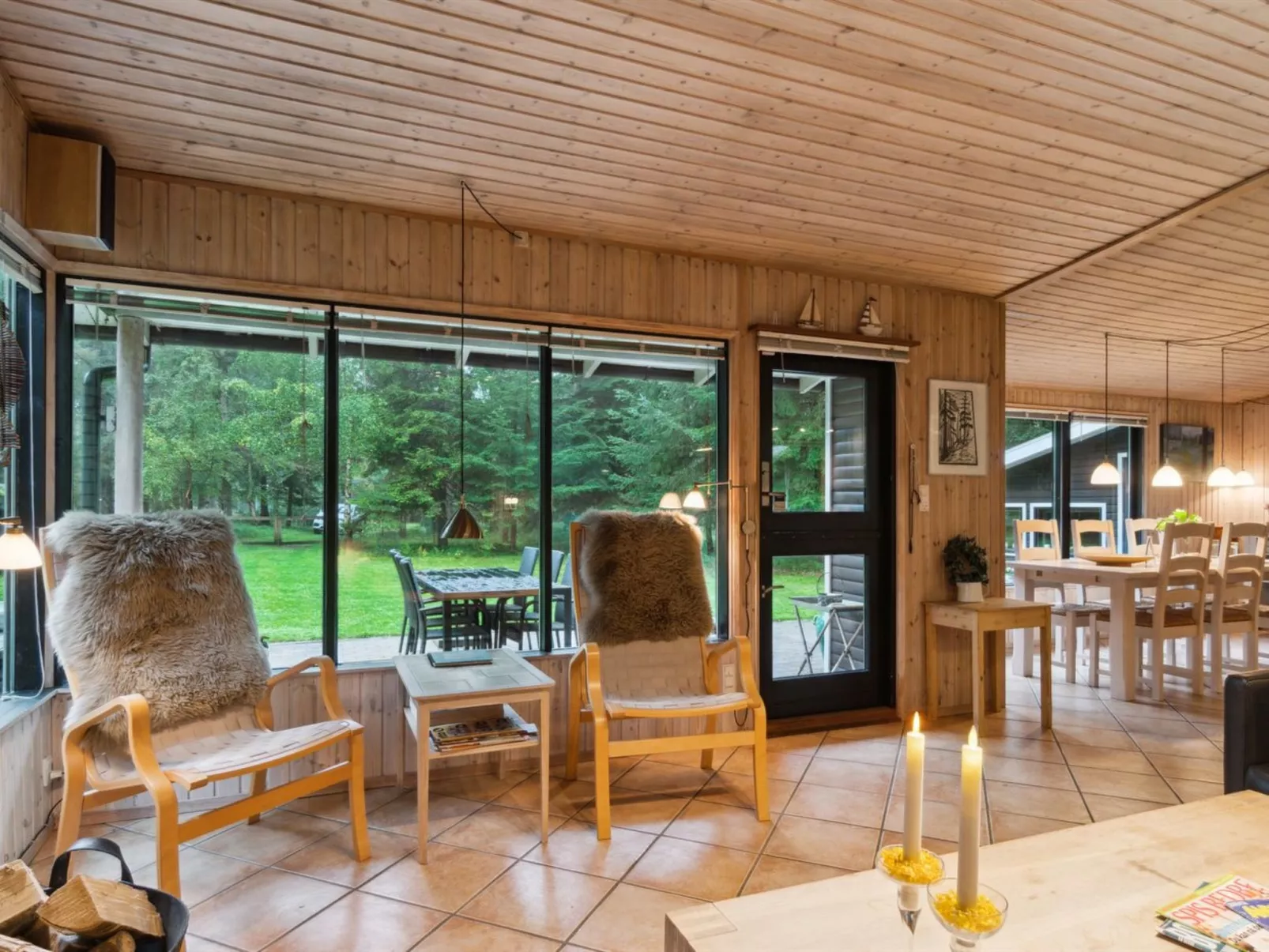 "Aiko" - 375m from the sea-Binnen