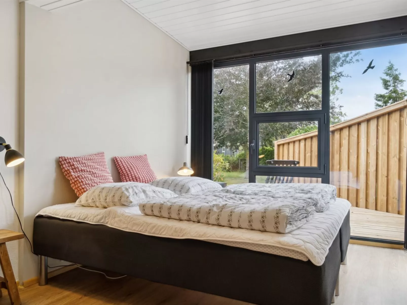 "Joseline" - 150m from the sea-Binnen