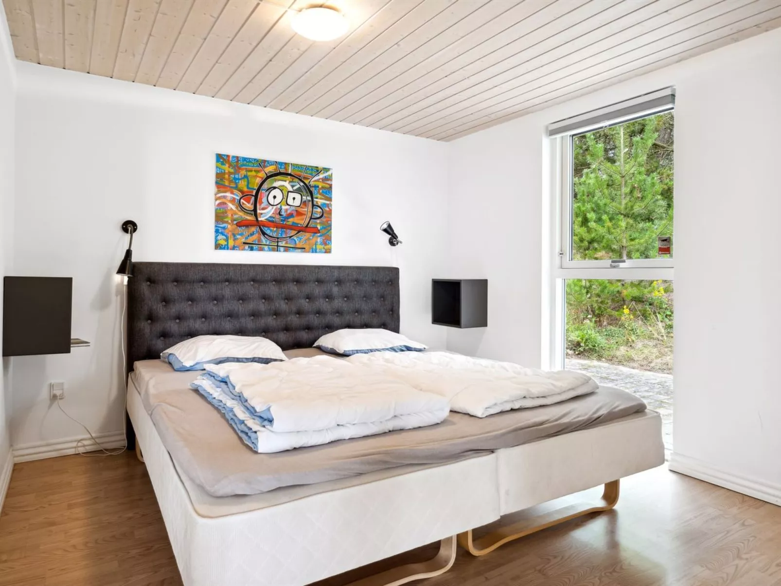 "Thjodulf" - 300m from the sea-Binnen