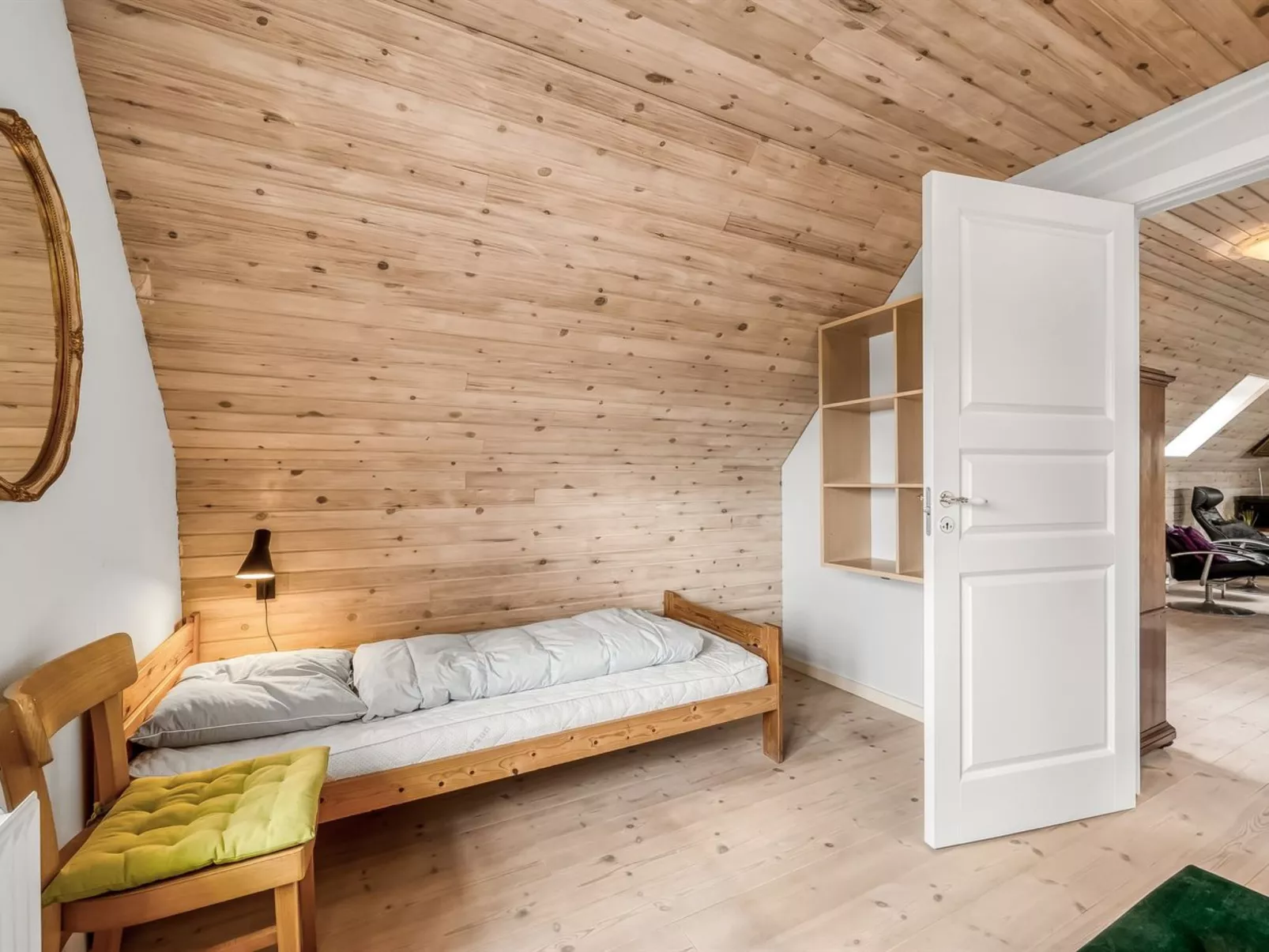 "Soria" - 600m to the fjord-Binnen