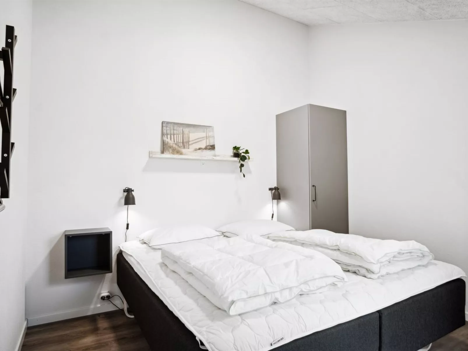 "Clare" - 100m from the sea-Binnen