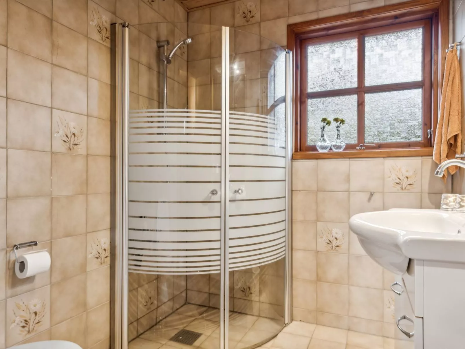 "Niyazi" - 770m from the sea-Binnen