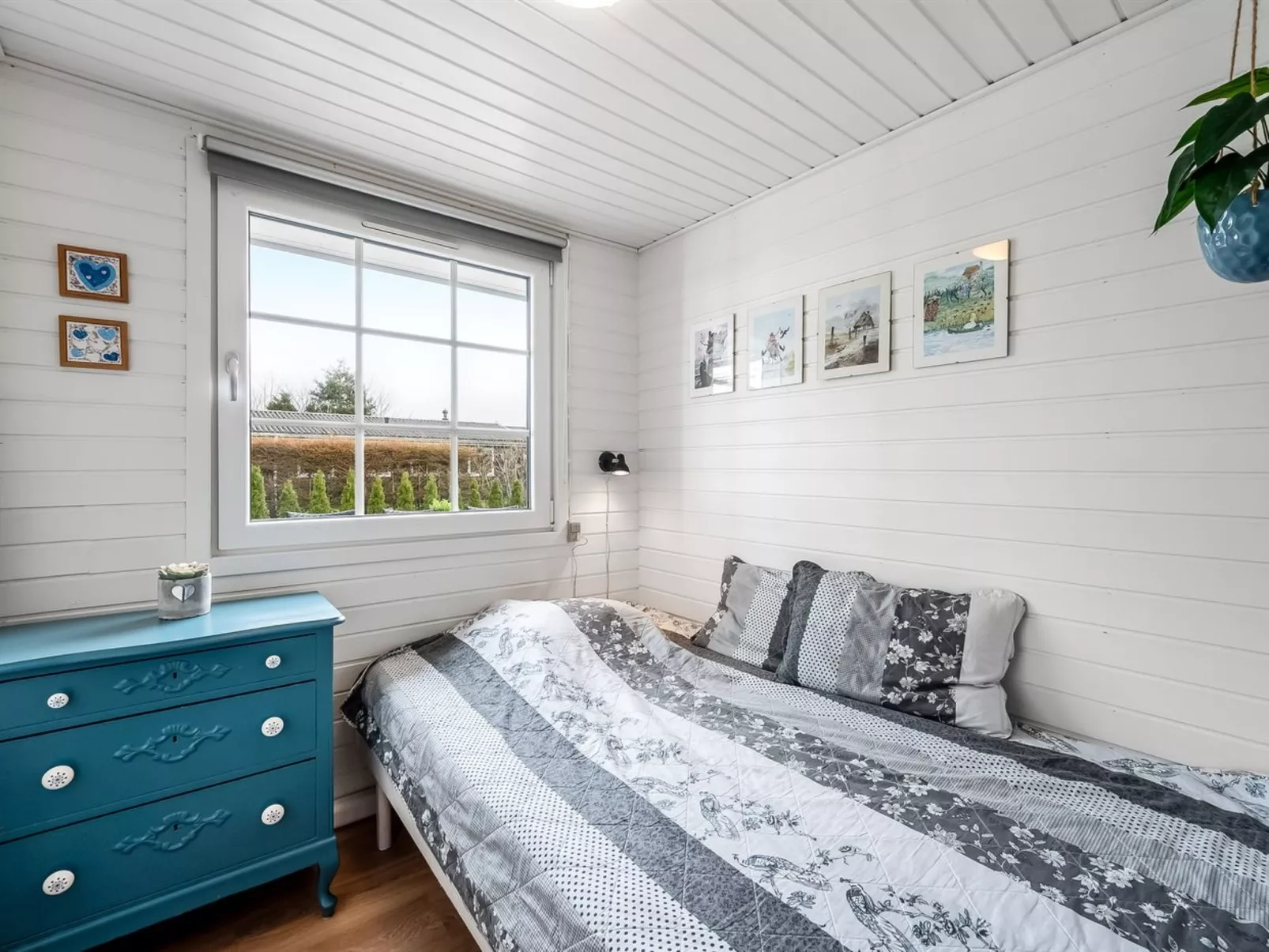 "Ludvika" - 300m to the fjord-Binnen