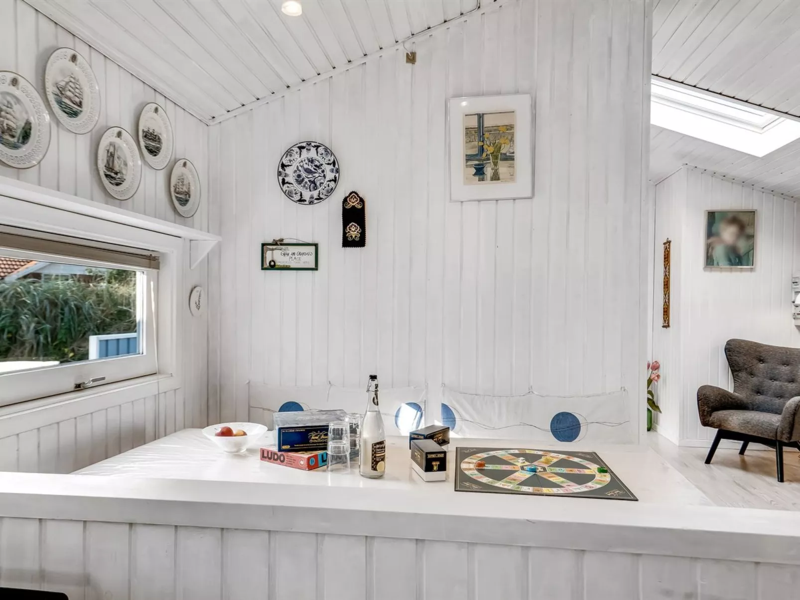 "Amai" - 100m from the sea-Binnen