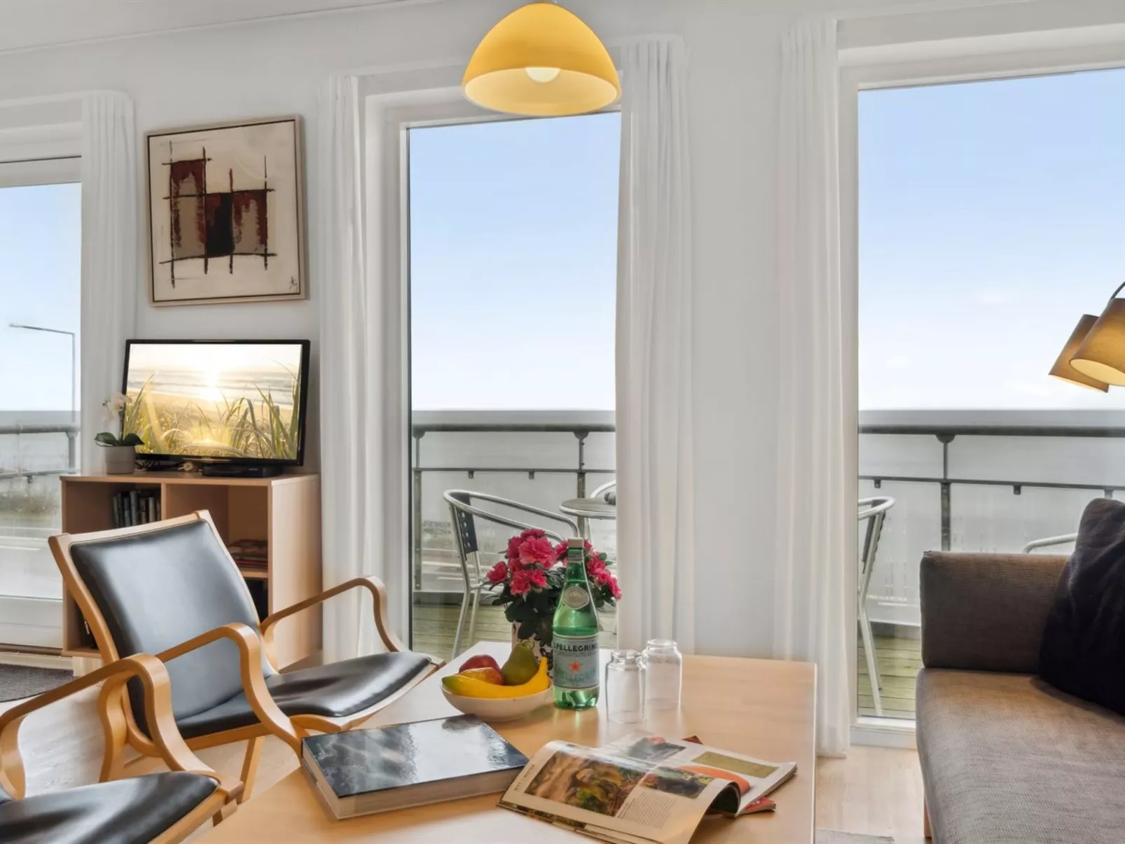 "Henna" - 50m from the sea-Binnen