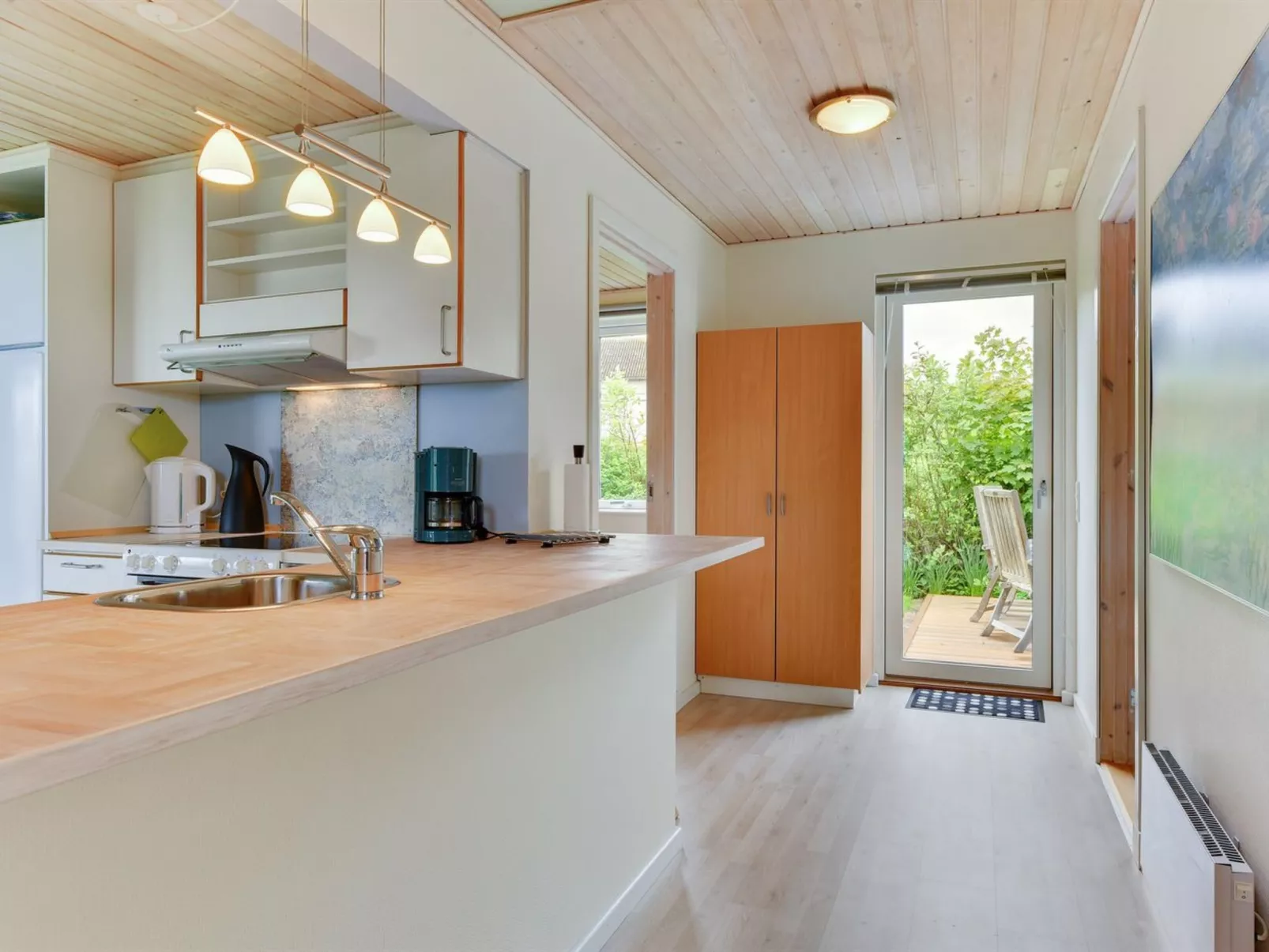 "Venla" - 150m from the sea-Binnen