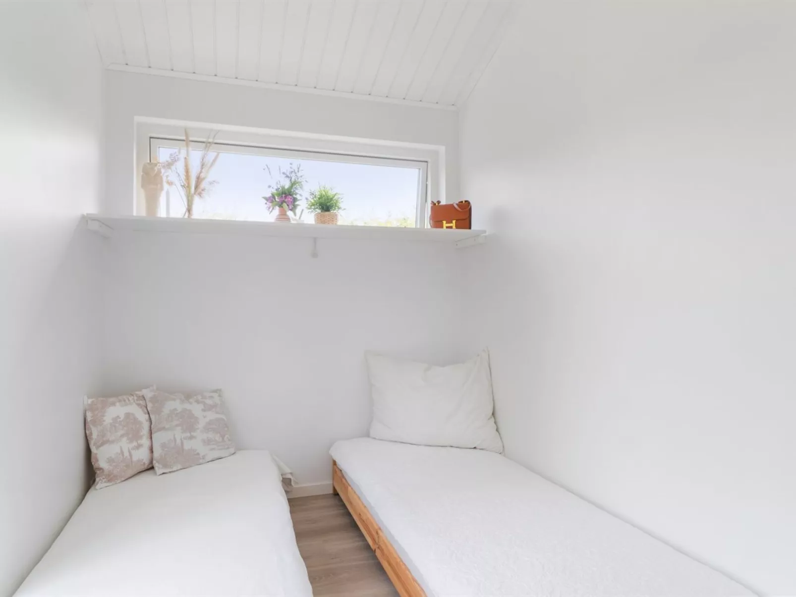 "Sys" - 150m from the sea-Binnen