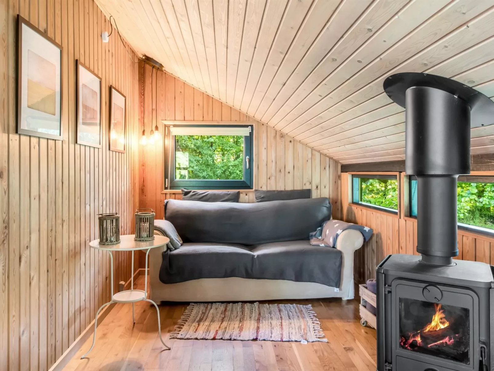 "Amela" - 30km from the sea-Binnen