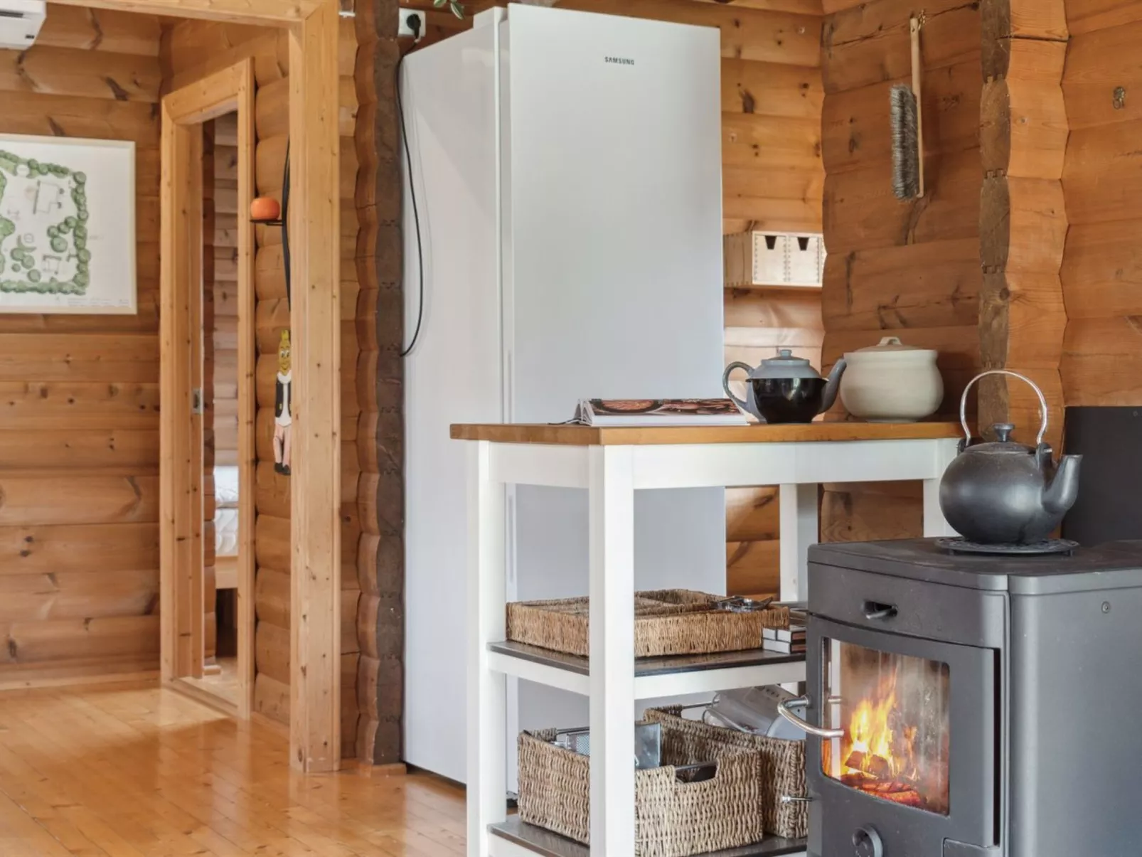 "Ama" - 200m to the fjord-Binnen