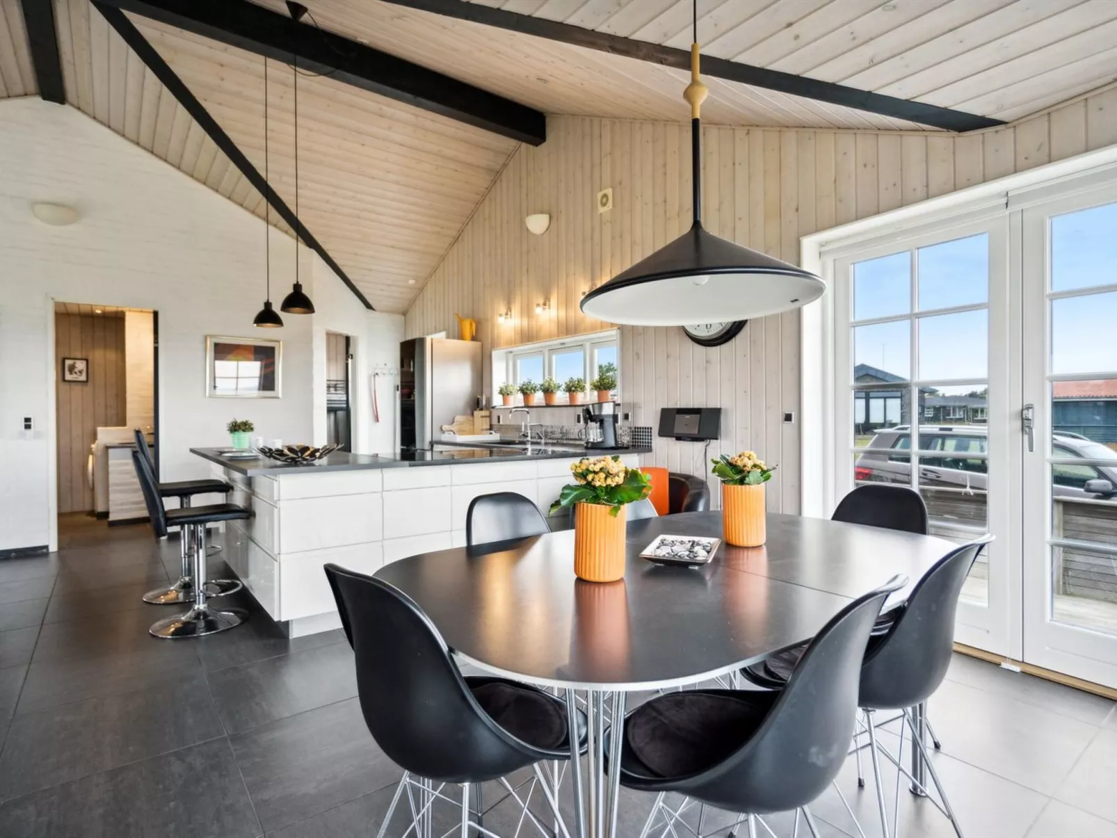 "Dory" - 30m from the sea-Binnen