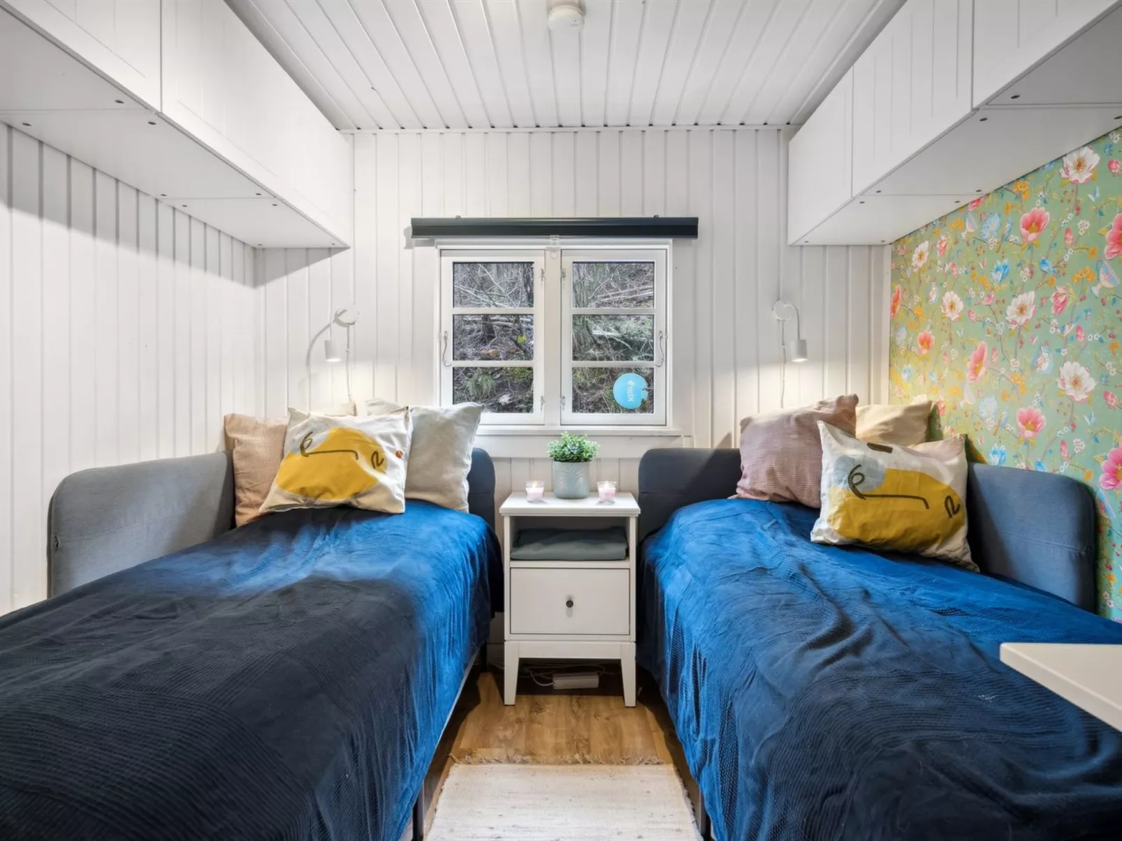 "Ulfiat" - 2km from the sea-Binnen