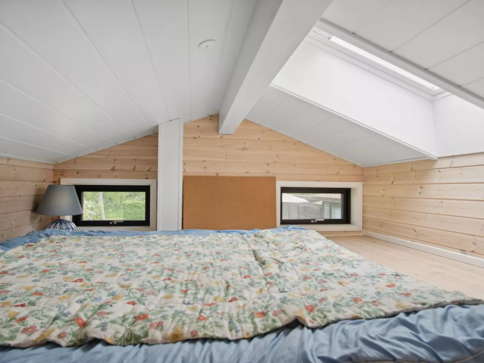 "Huldrik" - 100m from the sea-Binnen