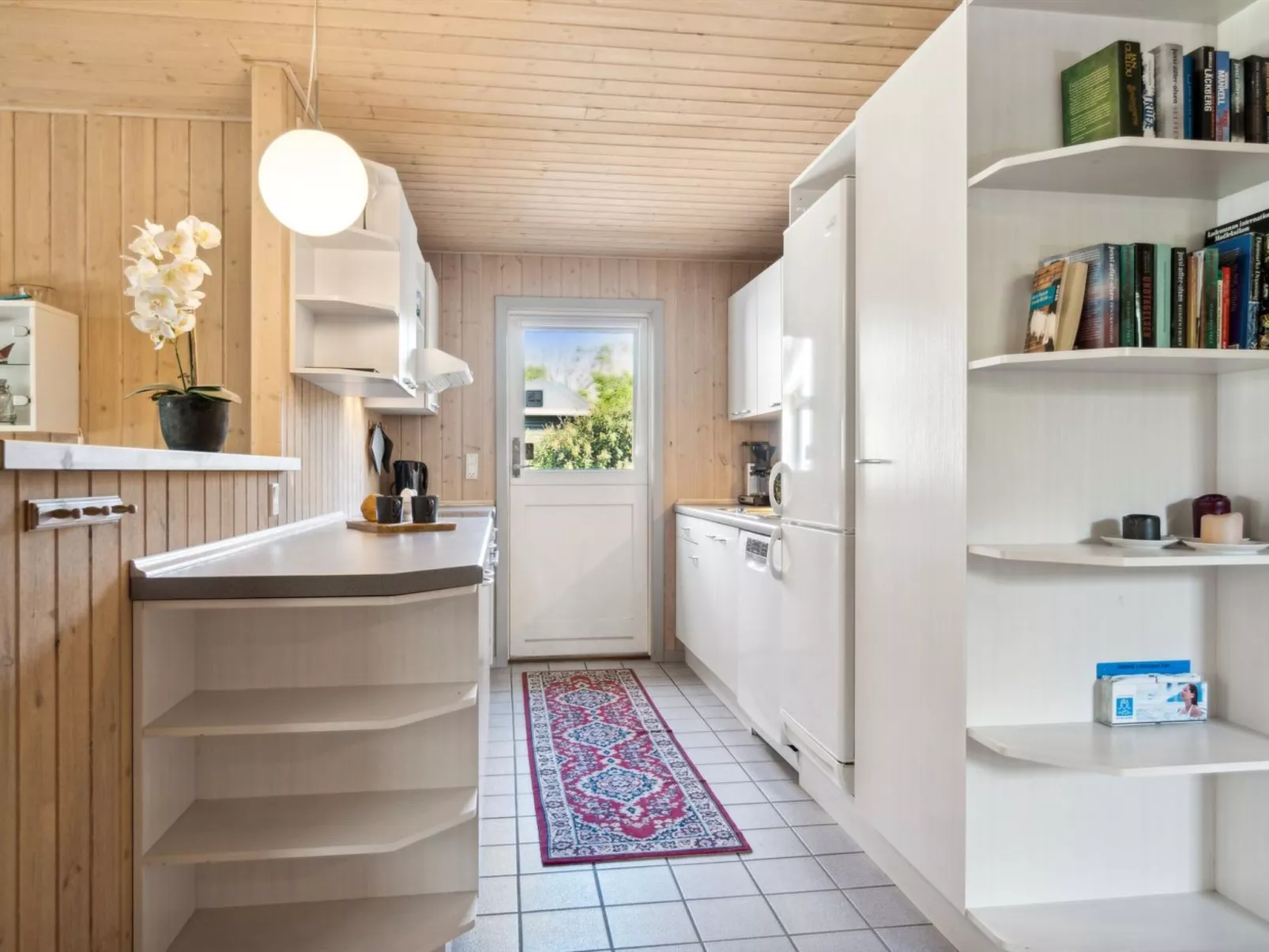 "Myriam" - 50m from the sea-Binnen