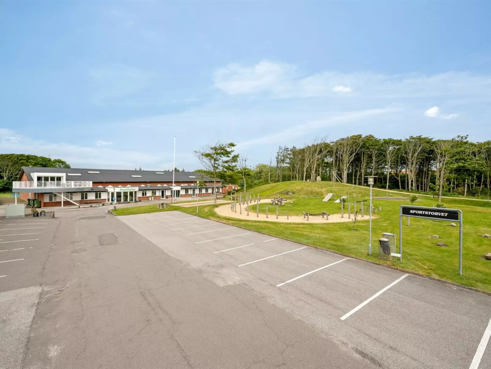 "Aurelie" -  from the sea-Buiten