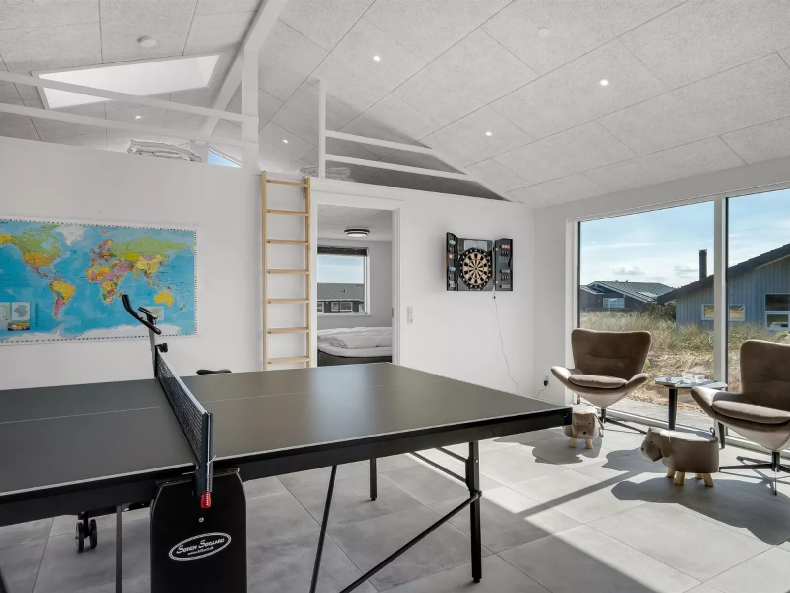 "Helga" - 650m from the sea-Binnen