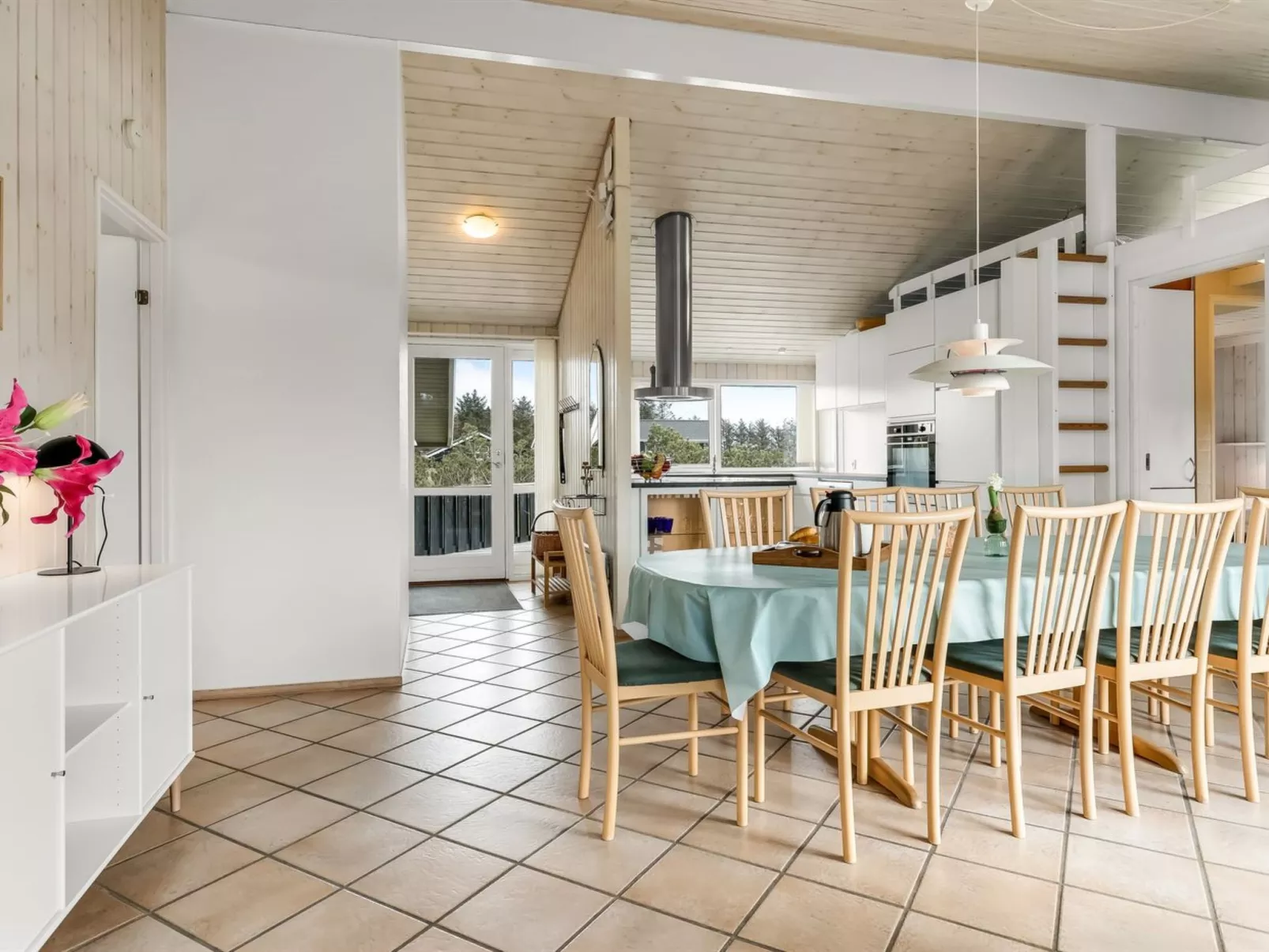 "Juris" - 950m from the sea-Binnen