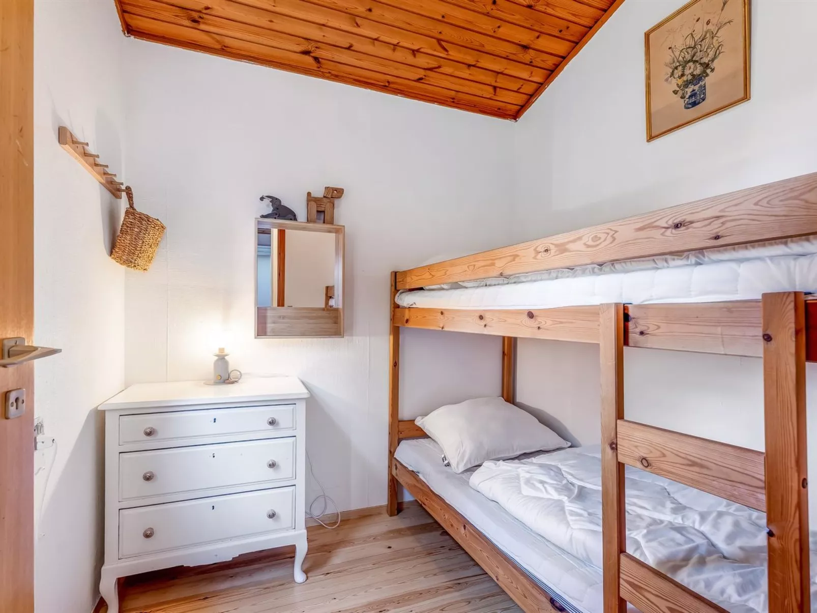 "Borghild" - 500m from the sea-Binnen