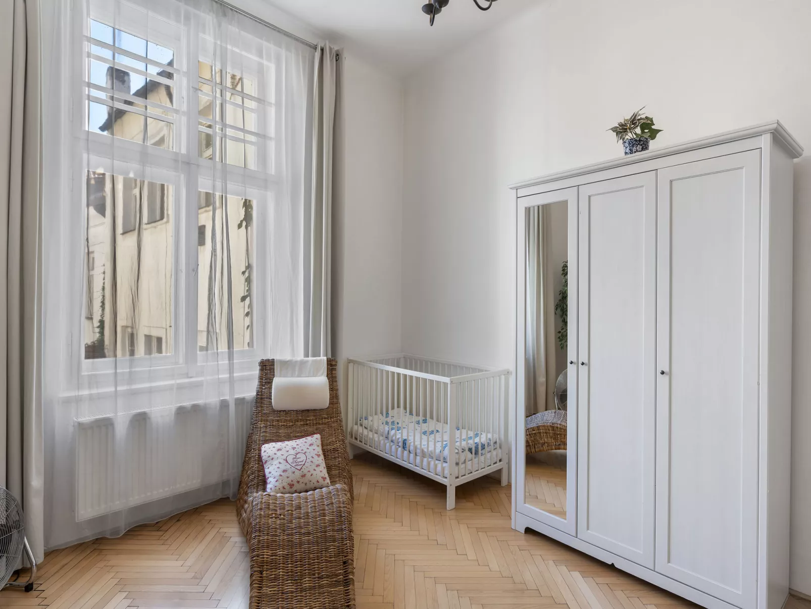 Old Town home-Binnen