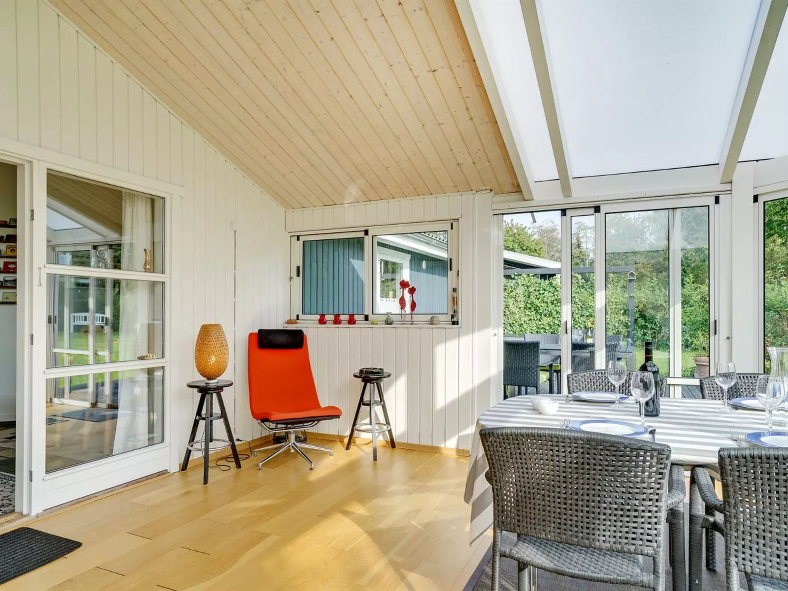 "Leani" - 200m from the sea-Binnen