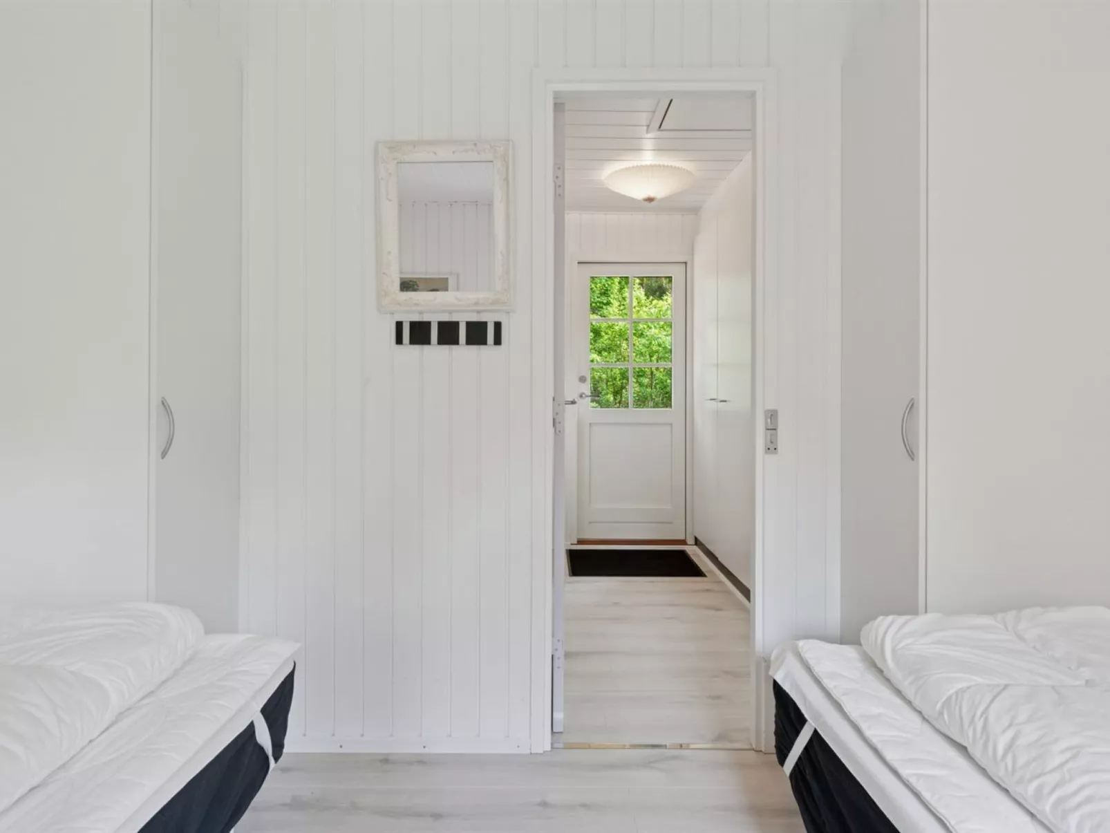 "Gail" - 200m from the sea-Binnen