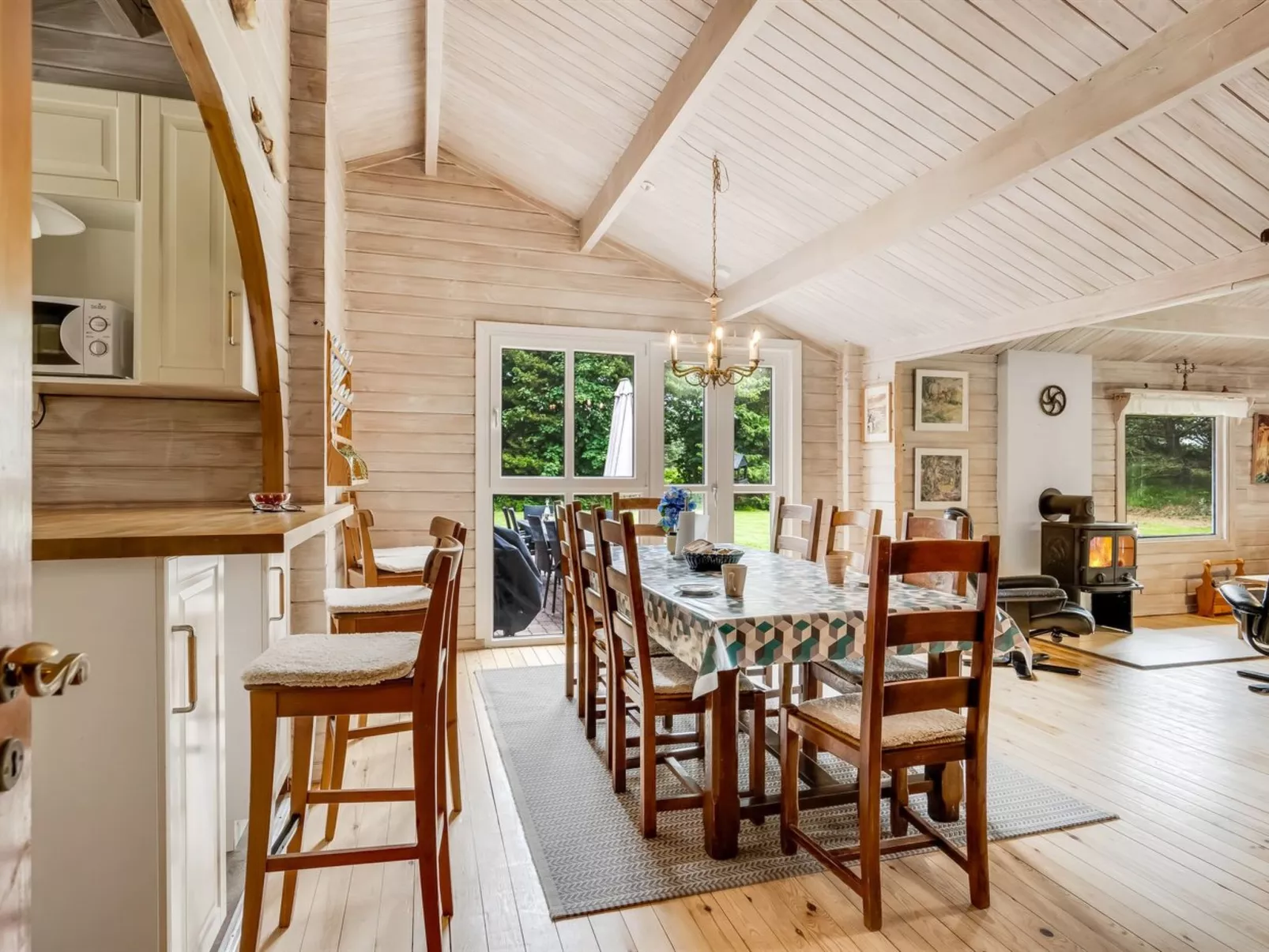 "Aisling" - 700m from the sea-Binnen