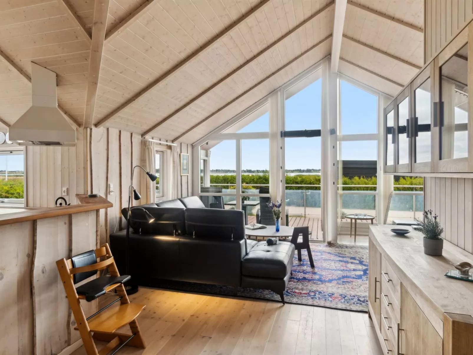 "Annrike" - 175m to the fjord-Binnen