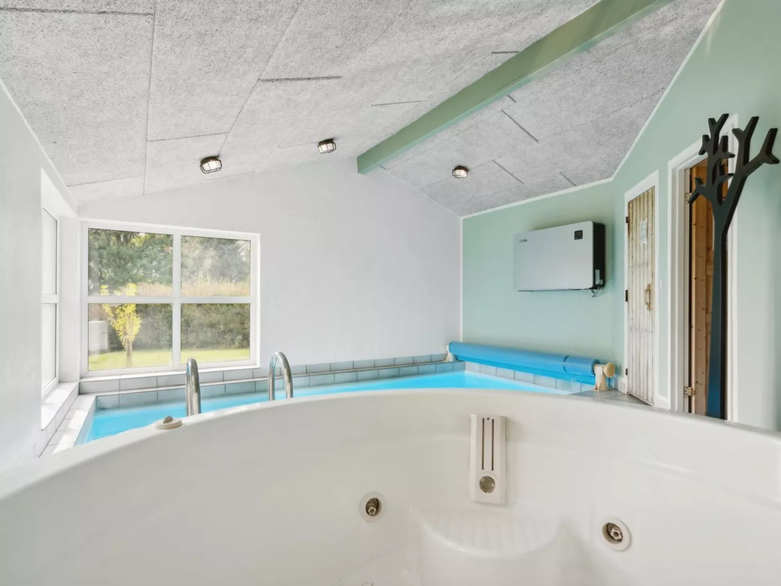 "Svenn" - 300m from the sea-Binnen