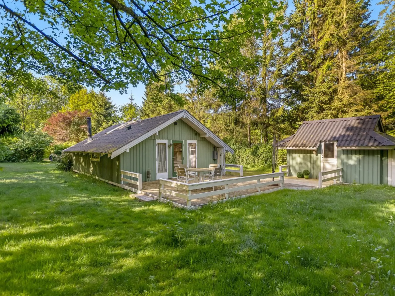 "Ung" - 30km from the sea-Buiten