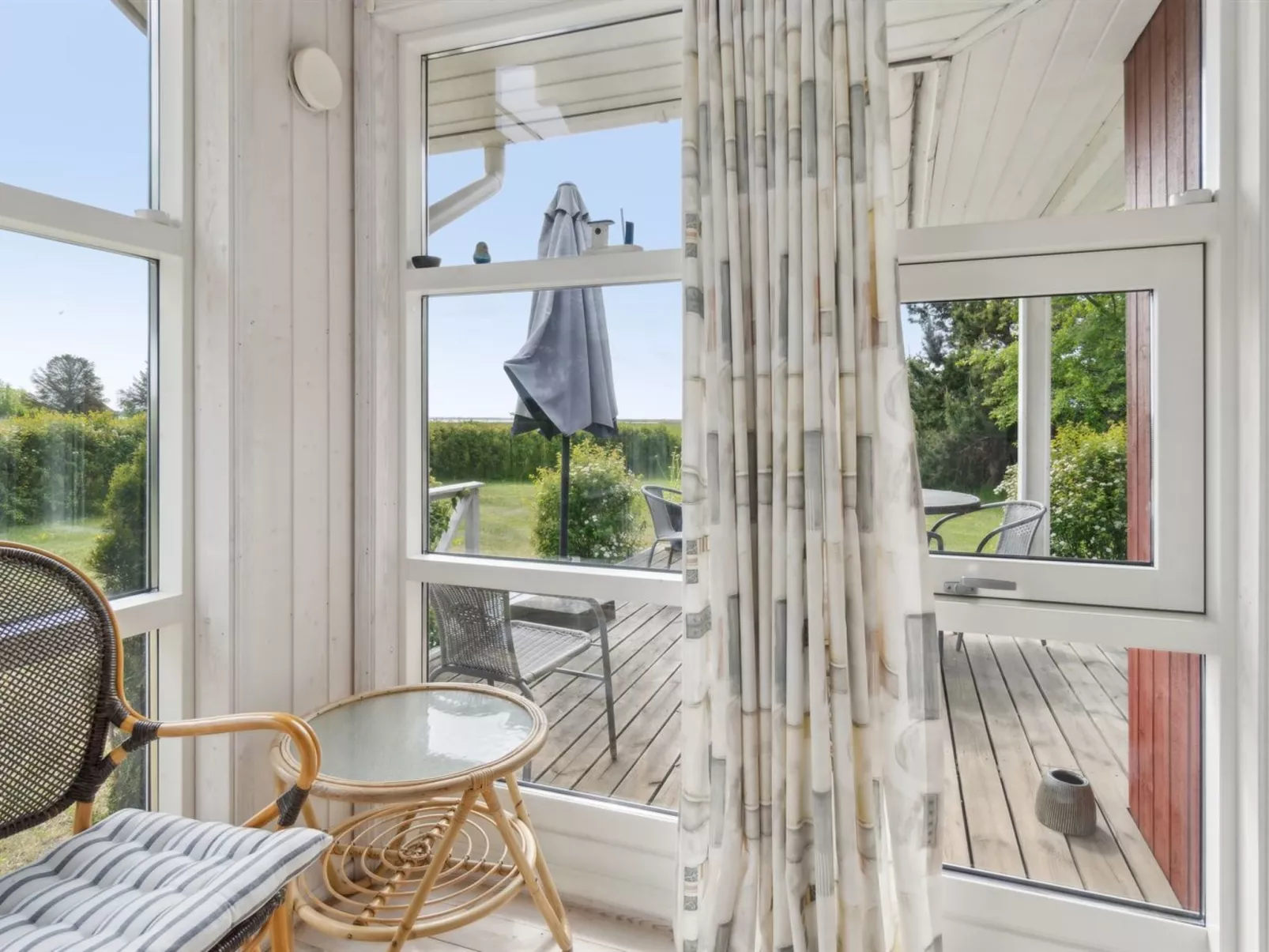 "Hjalmine" - 225m from the sea-Binnen