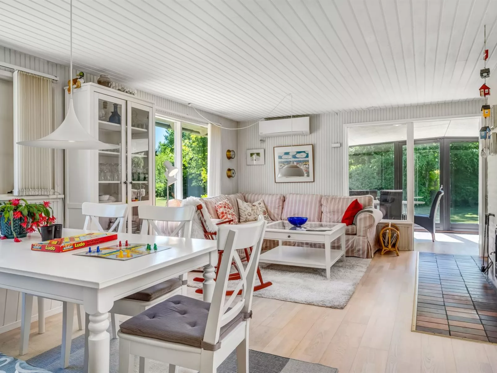 "Sven" - 250m to the fjord-Binnen