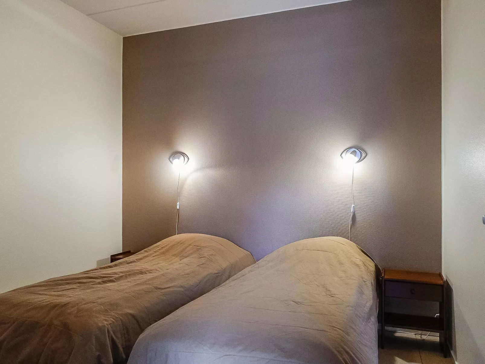 Levi star 2, as. 409-Binnen