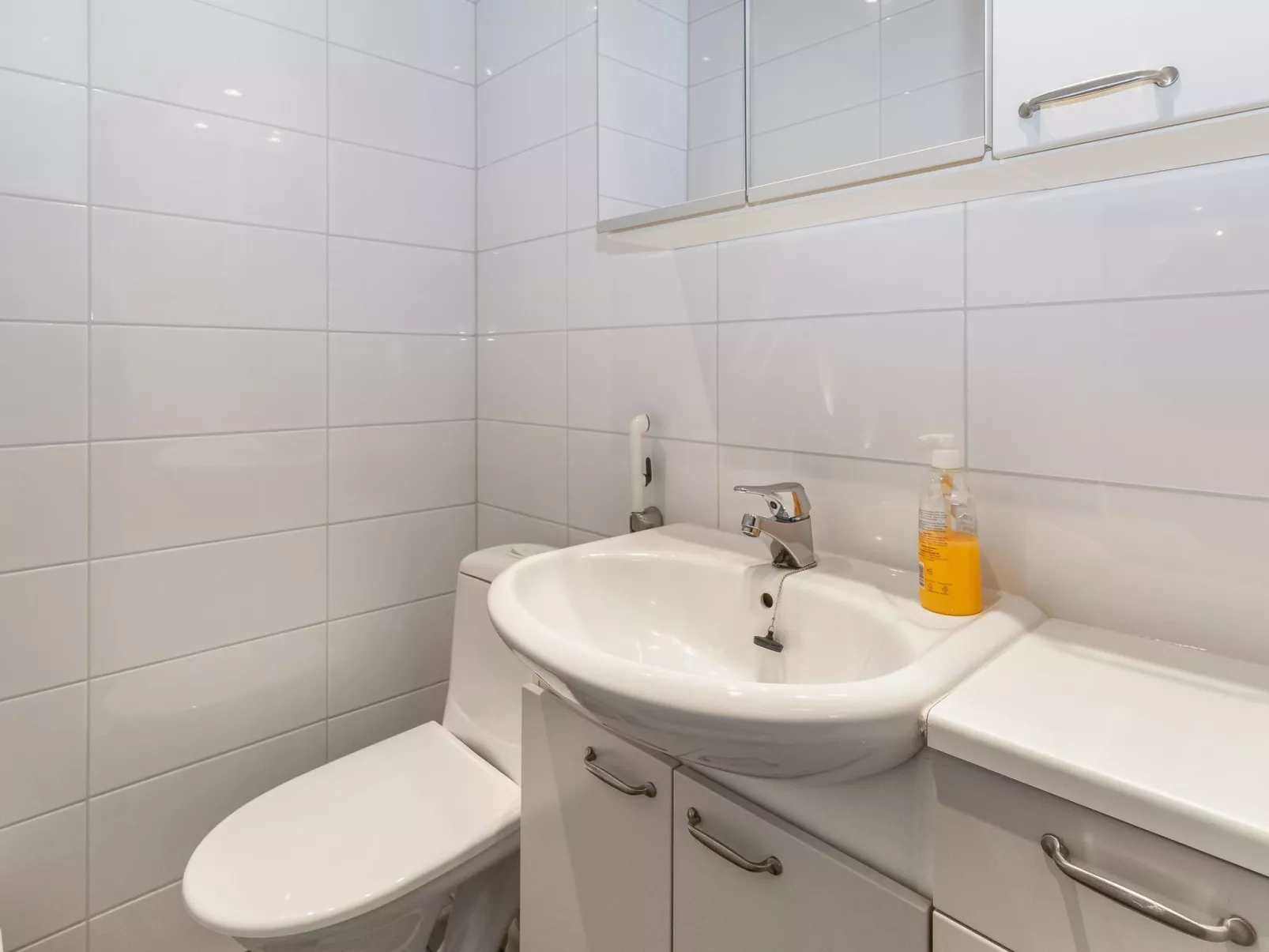 Saariseläntie 8 e 11-Binnen