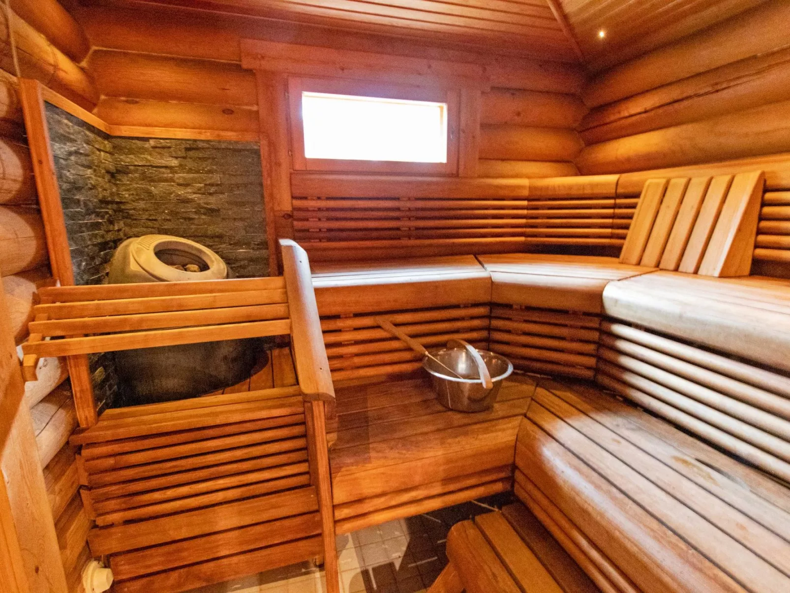 Tievanlaita 10-Binnen