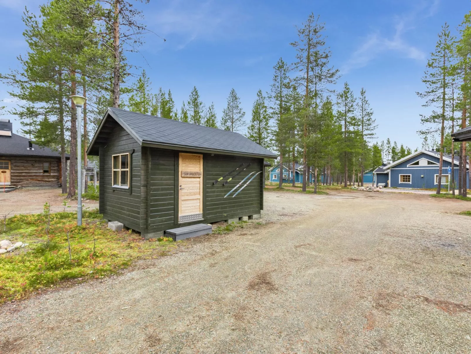 Ylläsparit as. mustikka-Binnen