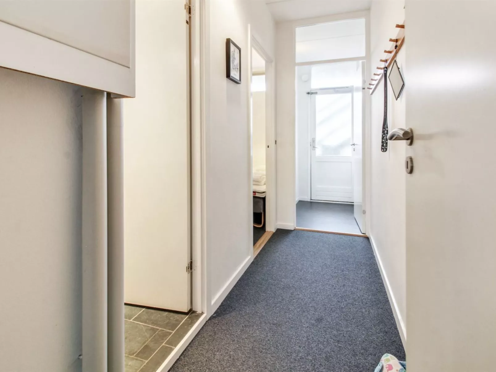 "Mijat" - 50m from the sea-Binnen