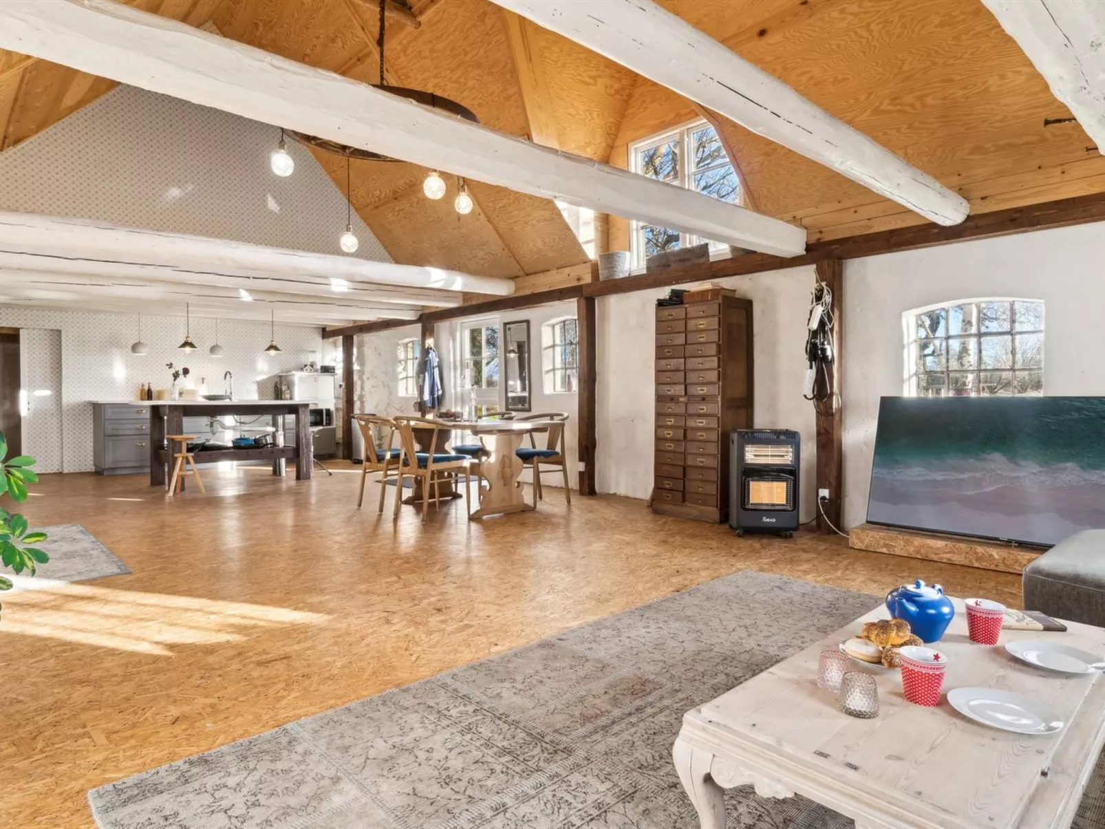 "Aulikki" - 2km from the sea-Binnen