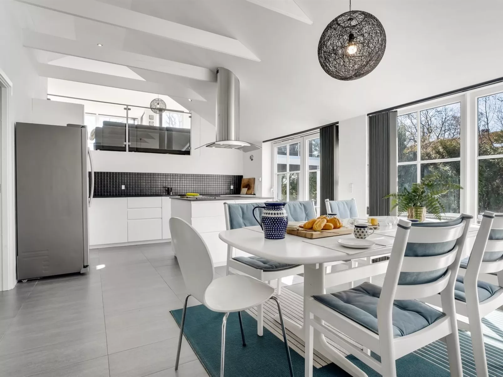 "Judit" - 10m from the sea-Binnen