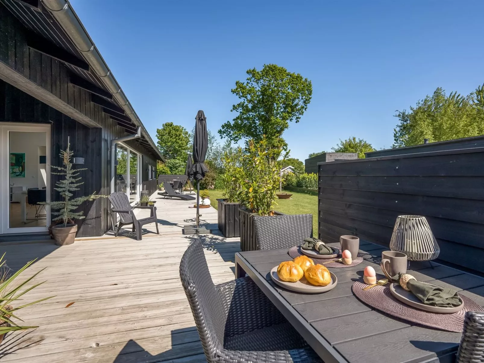 "Kato" -  from the sea-Buiten