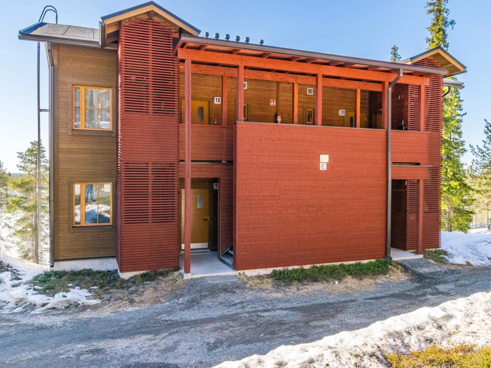 Länsirinne e 20-Binnen