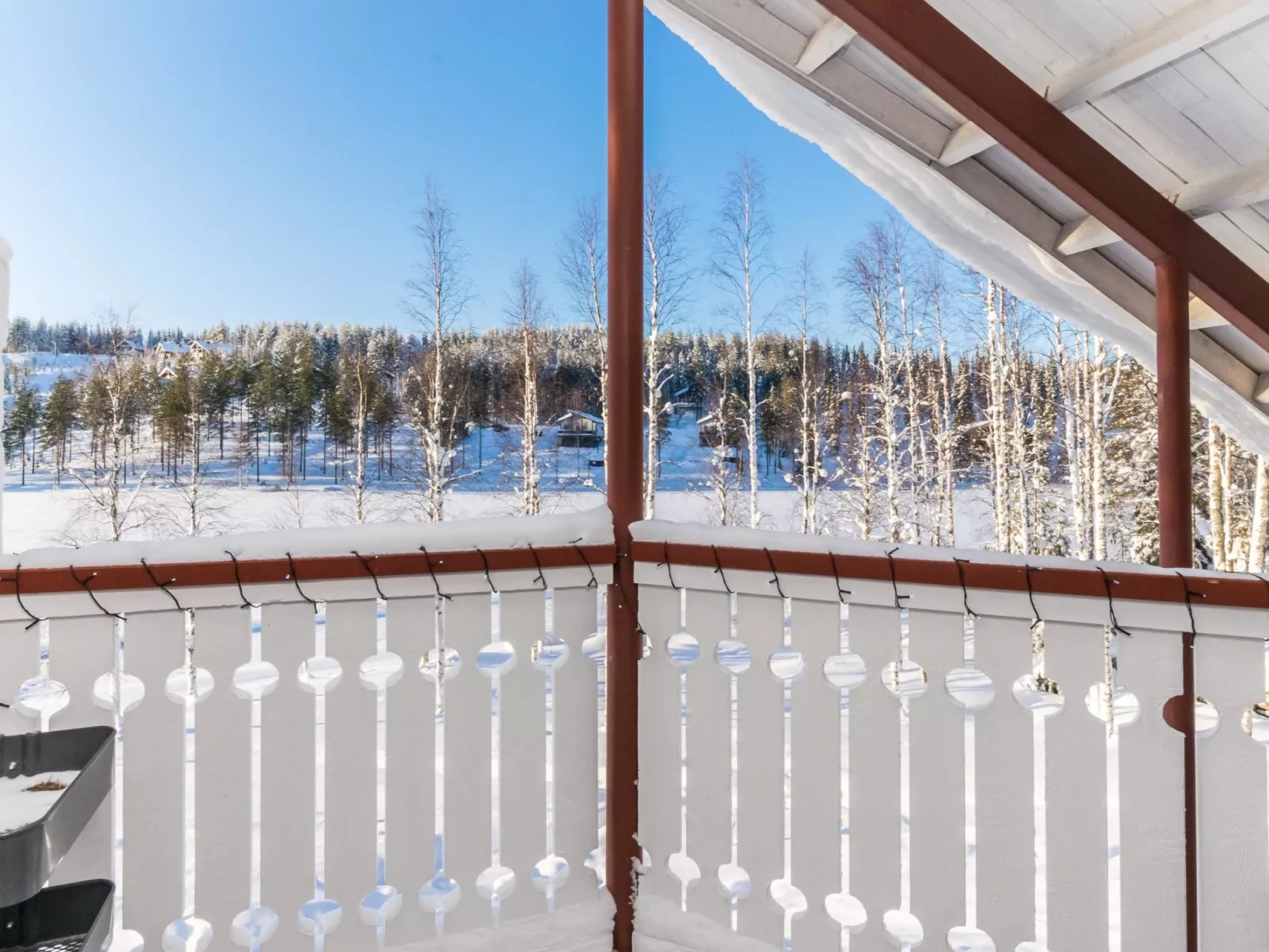 Hallantytär b4 paritalo-Binnen