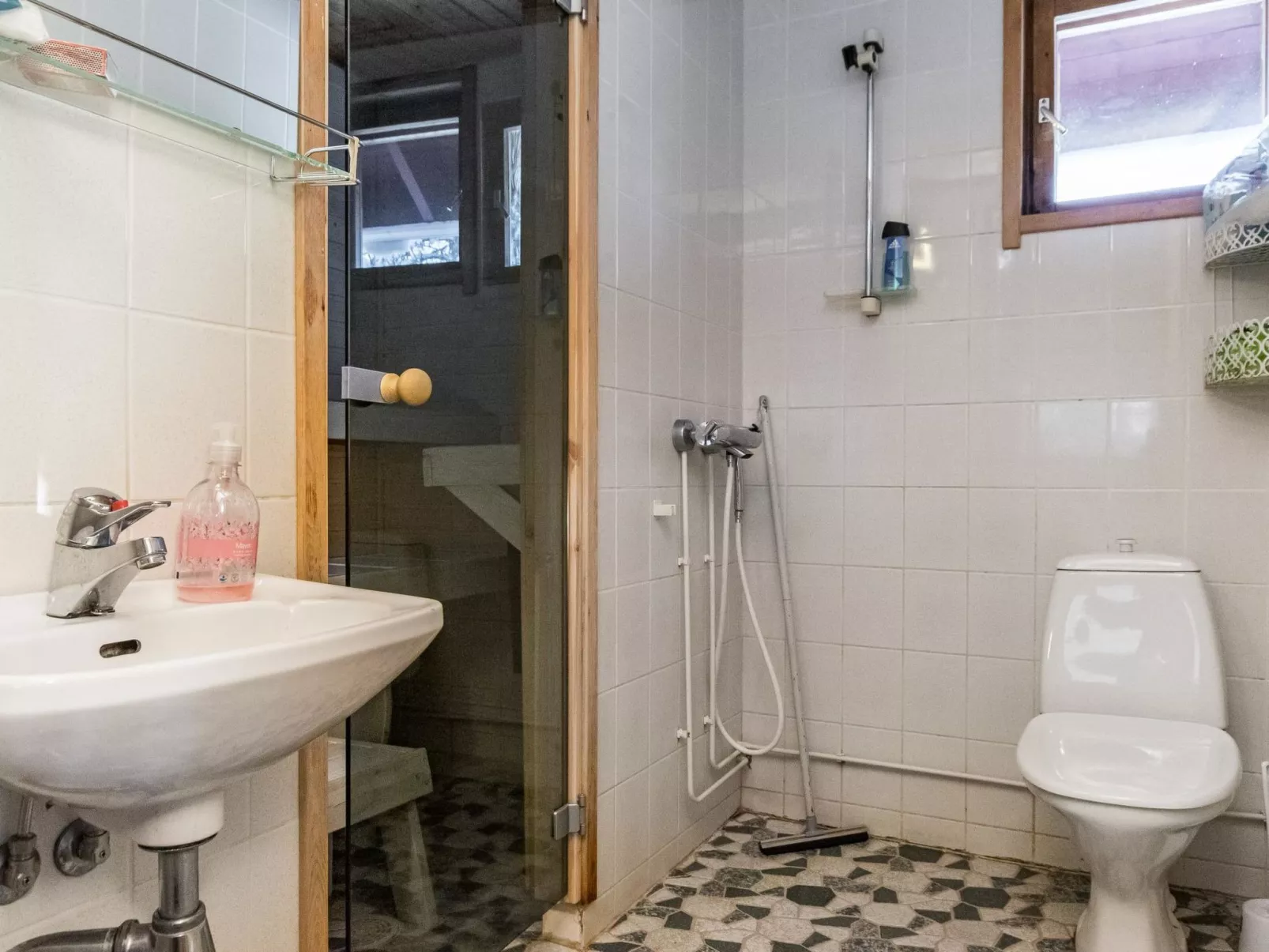 Kulma-alpit a paritalon yläk-Binnen