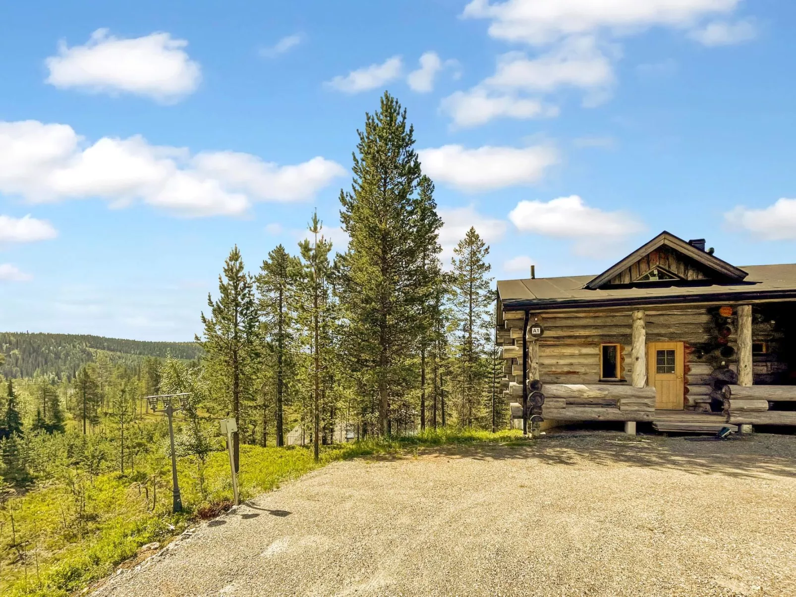 Rukan skikolo-Binnen