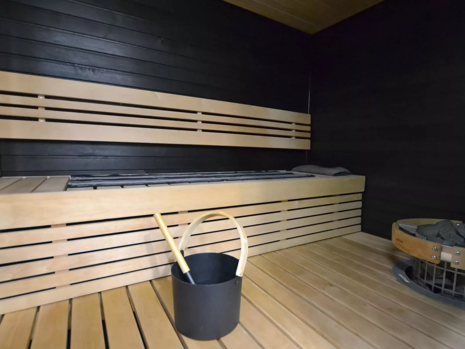 Tonttutahko 20 a-Binnen