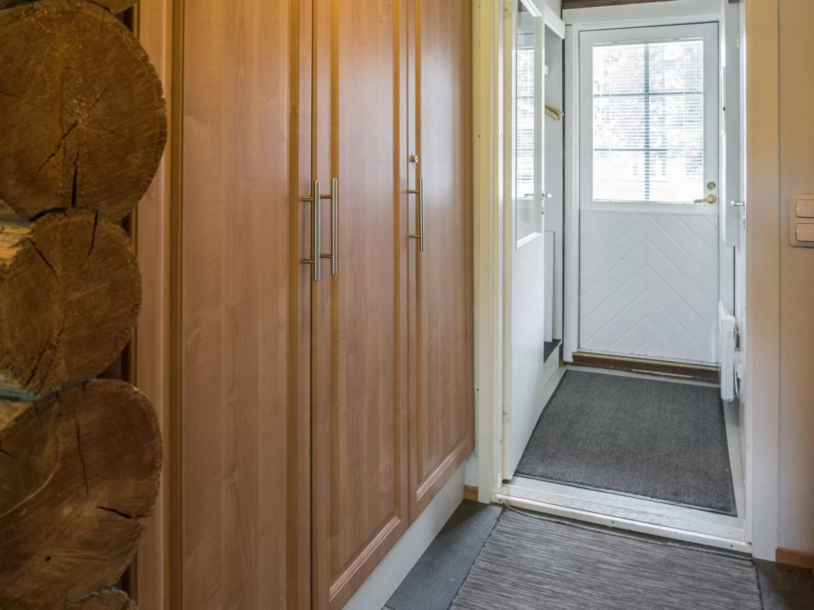 Vuokatinportti a4-Binnen