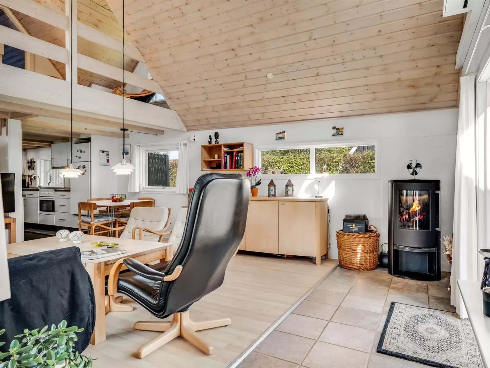 "Valentin" -  from the sea-Binnen