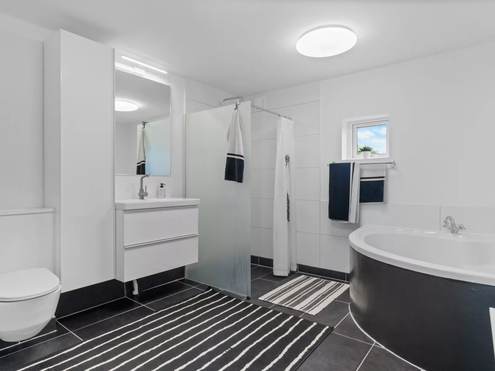 "Aliana" - 300m from the sea-Binnen