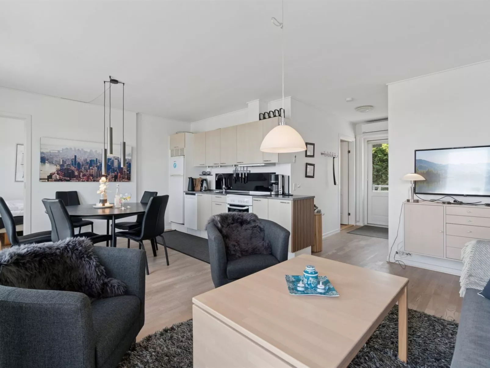 "Ayo" - 75m from the sea-Binnen