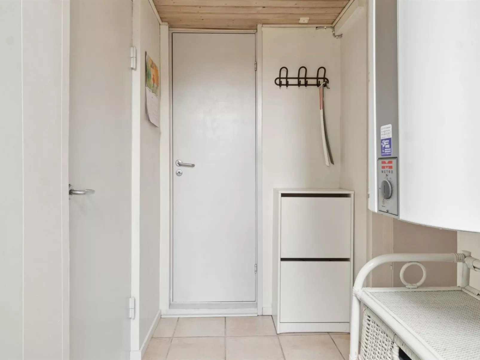 "Keke" - 2.5km from the sea-Binnen