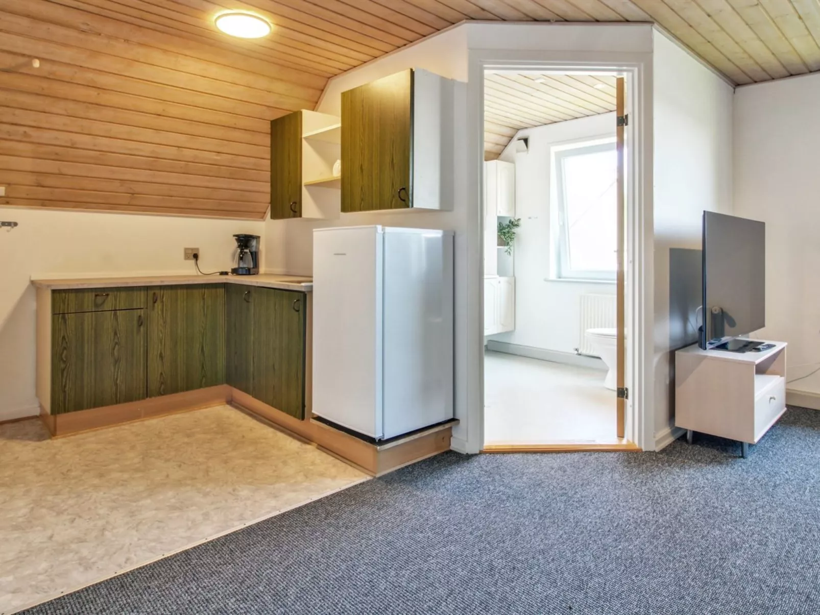 "Drine" - 19km from the sea-Binnen